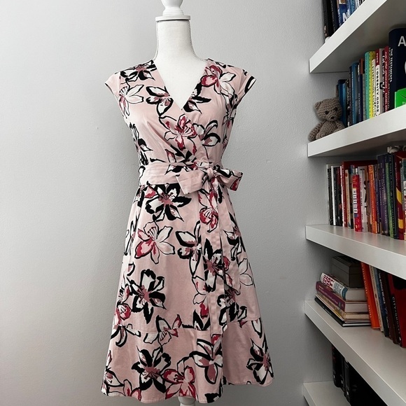 Kate Spade, size 0, Tiger lily wrap dress - Picture 2 of 16